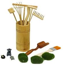 Amazon Com Bangbangda Mini Zen Garden Rake Tool Tabletop Meditation Rock Sand Garden Kits With Moss Rakes Br Mini Zen Garden Zen Garden Japanese Sand Garden