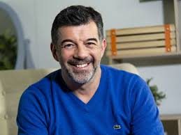 Et il annonce une très heureuse nouvelle. Stephane Plaza Il Trouve Un Appartement D Exception Pour Son Ami