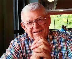 Mercer Island's Dr. Wolter dies at the age of 95