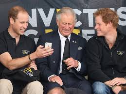 The queen's son does put his own flair on it, though. Funny Photos Of Prince Charles Doing Commoner Things