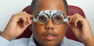 🔴🔴 #IMPORTANTE EC.🇪🇨 ¡El ojo👁 seco y la miopía, 👓 dos problemas que  aumentaron durante la pandemia!😷 Estar 'pegados' mayor tiempo al celular📱  o la 'compu',💻debido al teletrabajo y el estudio en