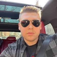 Darren Steadman's Instagram, Twitter & Facebook