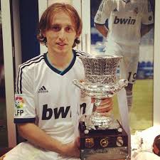 Official website featuring the detailed profile of luka modrić, real madrid midfielder, with his statistics and his best photos, videos and latest news. Horvatskij Genij Luka Modrich Sport Ekspress