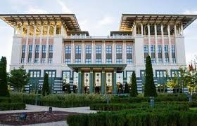 قصر الرئيس التركي رجب طيب اردوغان في أنقرة والذي أعيد بناؤه بتكلفة 650 مليون دولار Architecture Islamic Architecture Palace