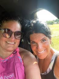 Heather Selzer's Instagram, Twitter & Facebook