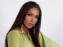 Quién es Kenia Bonilla? La primera mujer trans en el Miss Universo Ecuador