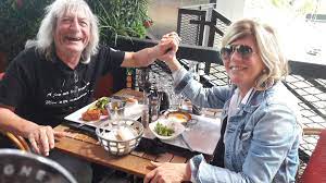 René malleville (page officielle), marseille, france. Rene Malleville Na Twitteru Non Dans Celles Des Encules A Qui Elle A Rendue Des Milliers De Service Et Qui L Ont Poignardee Dans Le Dos Je Ne Juge Pas Tes Relations Fais
