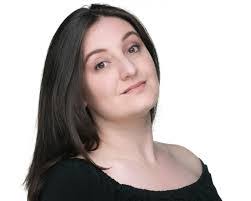 Beth Taylor's Instagram, Twitter & Facebook