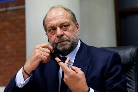 Monsieur dupont moretti, aujourd'hui, cela fait trente huit jours que je vous interpelle. Bigot Ce N Est Pas Parce Que L On Est Ministre Que L On Doit Etre Risible Valeurs Actuelles