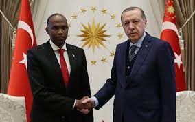Resmi gazete'de yayınlanan cumhurbaşkanlığı kararnamesine göre, bir yılda somali'ye 30 milyon dolarlık hibe kararı alındı. Jf4kgmcwey9bwm