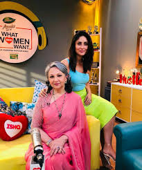 However, it is not for a pleasant reason. Kareena Updates Kareenaupdates Twitter