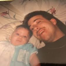 Tyler Klinedinst's Instagram, Twitter & Facebook