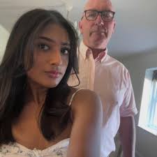 That's some grouping, you could get another 6 darts in there! 🤣 These new  flights are a game changer!!