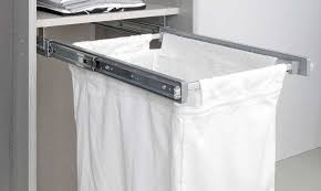 Sous Vetemetn Idee Mais En Plus Solide Panier A Linge Amenagement Placard Panier Linge Sale
