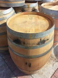 Whole Wine Or Whiskey Barrels Barriles De Madera