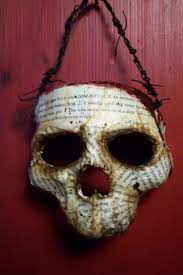 Anleitungen für zwei kreative bastelideen. Halloween Masken Basteln Fur Gross Und Klein