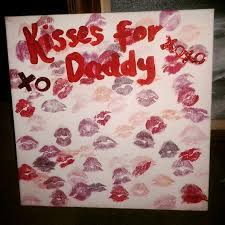 Once dry, have kids dip their pinky fingers in orange, red, and yellow paint and press onto apron, just above grill grates, to create flames. From Daughter To Daddy Made This With My Four Year Old For Valentines Day Dad Valentine Diy Valentines Gifts Daddy Valentine
