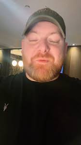 When I started my solo career @iamtomwalker gave me an incredible  opportunity to open for him