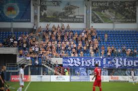 ˈviswa ˈpwɔtsk) is a polish football club based in płock, poland. Kibice Na Meczu Piast Gliwice Wisla Plock Galeria Sportowy24 Pl