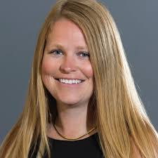 Jennifer Dechant's Instagram, Twitter & Facebook