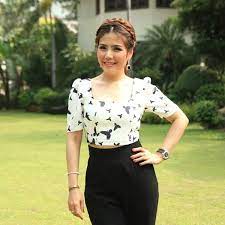 ชลรัศมี งาทวีสุข บอกว่าจัดรายการสด แต่ไหงมาอัพลง ยูทูป ตั้งแต่วันที่ 29 ทั้งๆ ที่มันเป็นข่าวที่จะออกรายการเช้าวันที่ 30. à¸Šà¸¥à¸£ à¸¨à¸¡ à¸‡à¸²à¸—à¸§ à¸ª à¸‚ à¸™ à¸à¸‚ à¸²à¸§à¸Š à¸­à¸‡ 5 à¸­ à¸²à¸™à¸›à¸£à¸°à¸§ à¸• à¸ž à¸• à¸«à¸ à¸‡ à¸Šà¸¥à¸£ à¸¨à¸¡ à¸„à¸¥ à¸à¹€à¸¥à¸¢