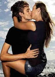 Pin By Madhukar Pawar On Romantic Love Hugs And Kisses Couples Kissing Couples Love Couple