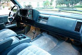 Classicsllc6 Uploaded This Image To 94 Chevy Blazer White See The Album On Photobucket Chevy Trucks Silverado Chevy Trucks Chevy Pickup Trucks