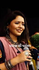 જય માતાજી 🙏 , @neelscityclub ૨૦૨૫ ની નવરાત્રી ના સાતમા નોરતા ની ઉજવણી કંઈક  આવી રહી 🙌🥰, Makeup & hairstyle : @darshali_beauty , Outfits :  @vrajrani_robe , Video : @candid_entertainment_ , ...