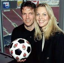 Lothar herbert matthäus (german pronunciation: Lothar Matthaus Eigentlich Bin Ich Ganz Einfach Gestrickt Welt
