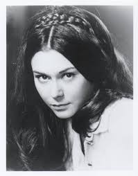 Daphne Harridge Collins' death scene in Dark Shadows