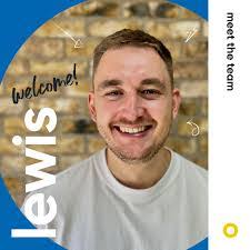 Sean Kinch's Instagram, Twitter & Facebook