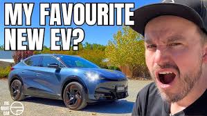 Cupra Leon Sportstourer 2025 review (e-HYBRID plug in HEV)