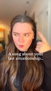 Tell me about when someone ghosted you 👻 #folkmusic #folksinger