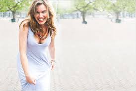 In 2019 verschenen drie nummers als single: Marlijn Weerdenburg Photos Facebook