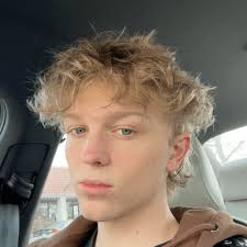 Dean Withers's Instagram, Twitter & Facebook