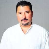 Arturo Cossio's Instagram, Twitter & Facebook