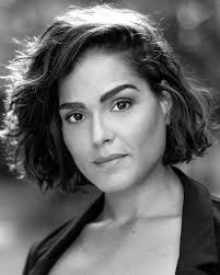 Finalmente 🌹🌹 regresamos con teatro del bueno🔥🔥 Todos los jueves de  octubre comenzando este OCT 10 podrás disfrutar de la obra teatral  🧚🏽‍♀️BUMBLE Sinopsis BUMBLE: Amelia le envía un mensaje de Whatsapp