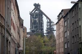 Verarmte Kommune Fur Duisburg Ist Schon Radiohoren Zu Teuer Welt Kommune Duisburg Radios