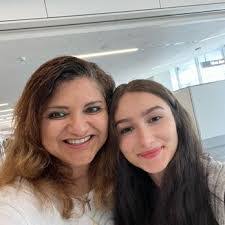 Kristie Egan's Instagram, Twitter & Facebook