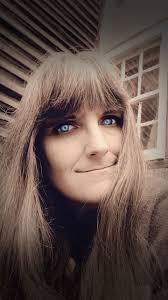 Hey everyone how are you? Just looking for like minded people and hopefully  make a friend. This is me! (Tigers eye around the neck)