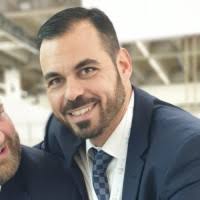 200+ perfiles de «Evan»