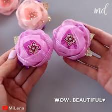 Diy Organza Flowers Tutorial Video Em 2020 Lacos Para Cabelo De Boutique Flores De Tecido Feitas A Mao Flores Feitas A Mao