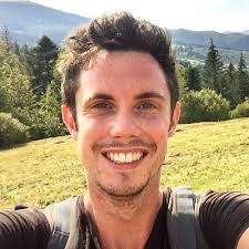 Jules Norton Selzer (@Jules_NS)