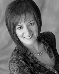 Carey Levine's Instagram, Twitter & Facebook