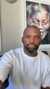 Icon! “The moment that changed perceptions of people with HIV & AIDS,  Princess Diana shook hands with AIDS patients during a visit to the  Middlesex Hospital. This gesture turned out to be