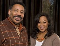 Share Kingdom Woman by Chrystal Evans Hurst