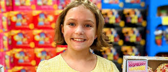 Oregon 9-year-old partners with Fred Meyer and Franz Bakery for children's  cancer