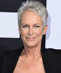 Her look, her hair, her makeup …a classic cut for ms. Jamie Lee Curtis S White Hair At The 2019 Golden Globes Golden Globes Beauty Looks Instyle