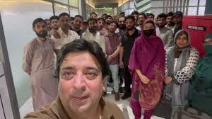 Ahmad Ayub's Instagram, Twitter & Facebook