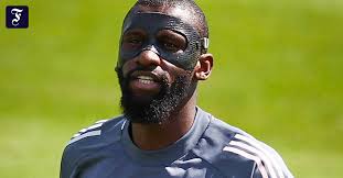 Chelsea's €39m man mountain who bullies forwards & fights racism. 4kxiql8k Qdfam